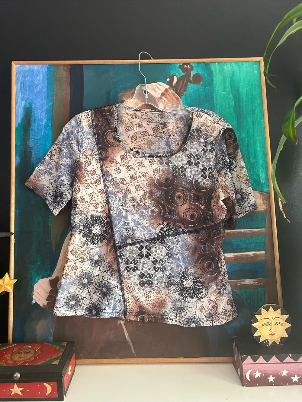 Vintage Y2K Abstract Patchwork Mesh Stretch Short Sleeve Tee Women’s Medium